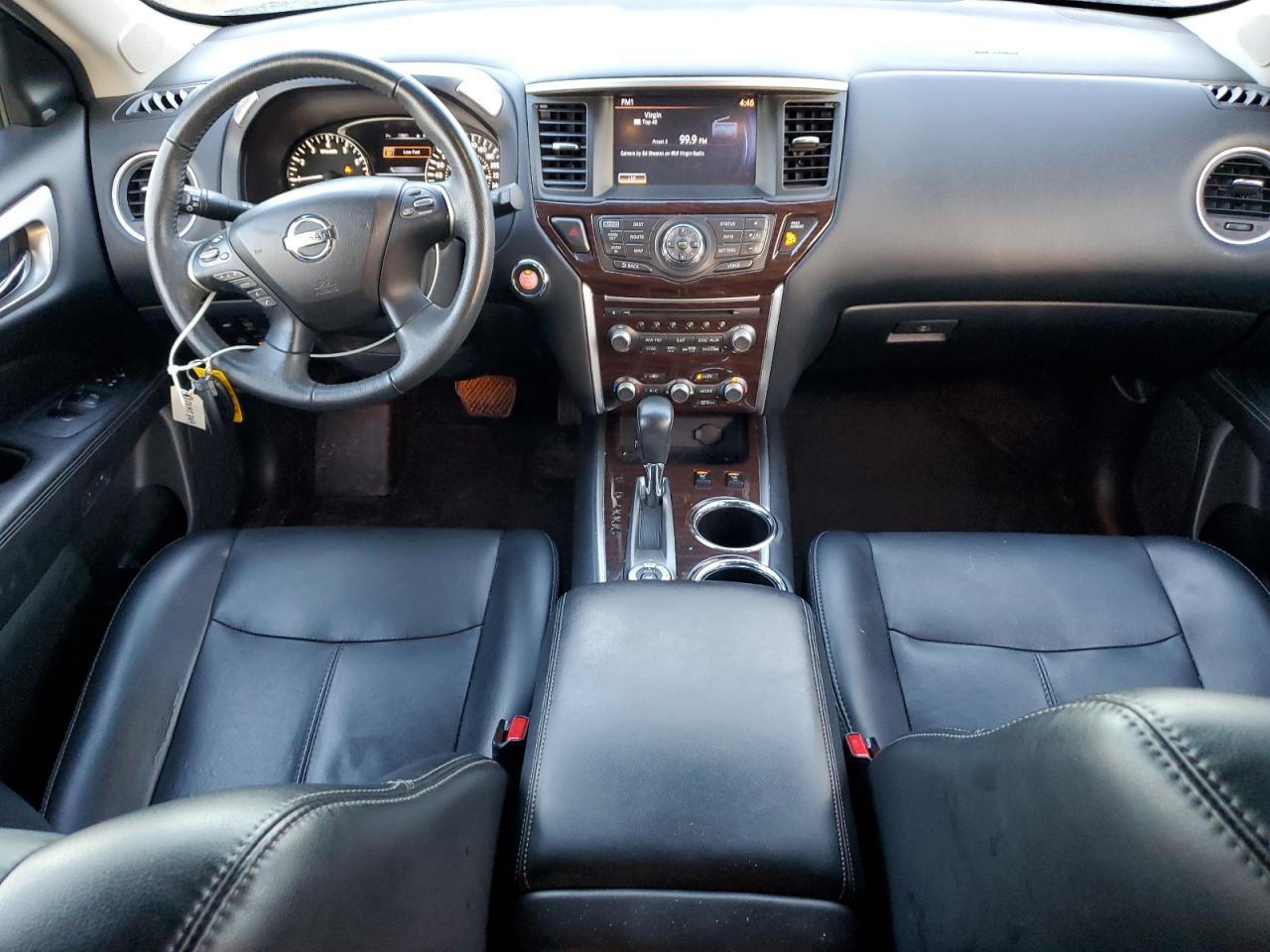 2015 Nissan Pathfinder - zdjęcie 8