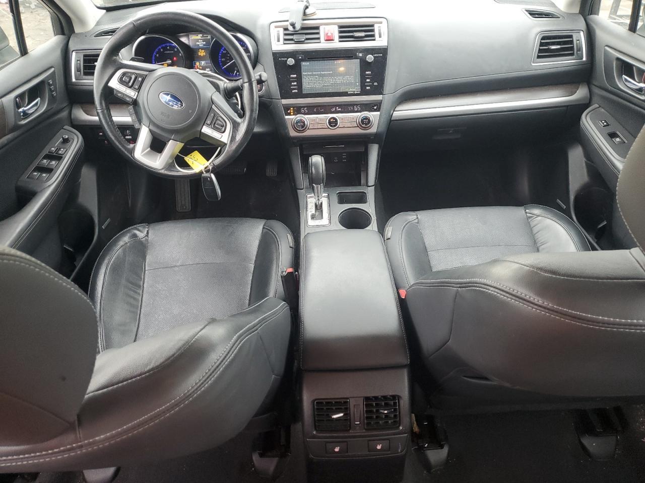 2015 Subaru Legacy - zdjęcie 8