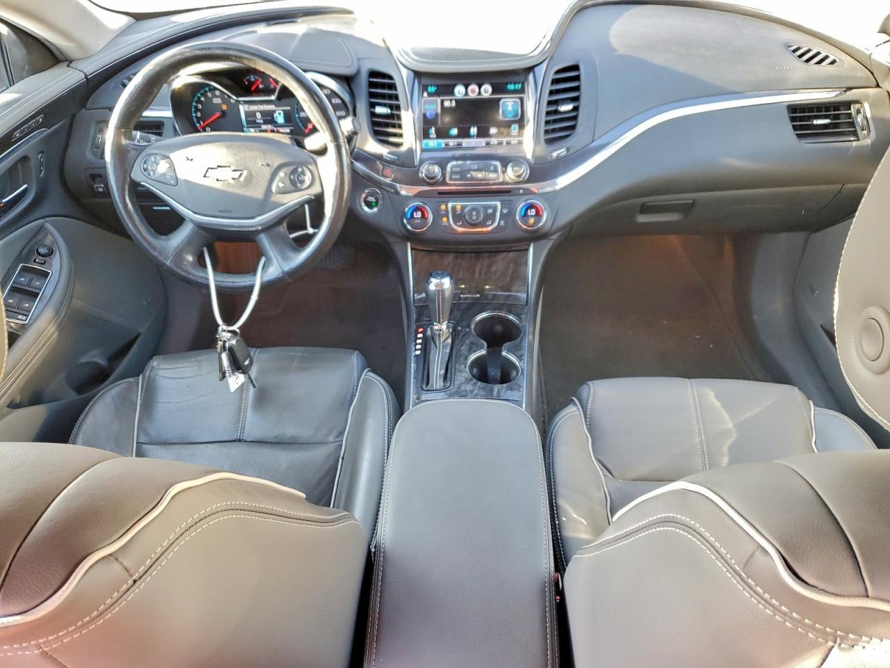 2015 Chevrolet Impala - zdjęcie 8