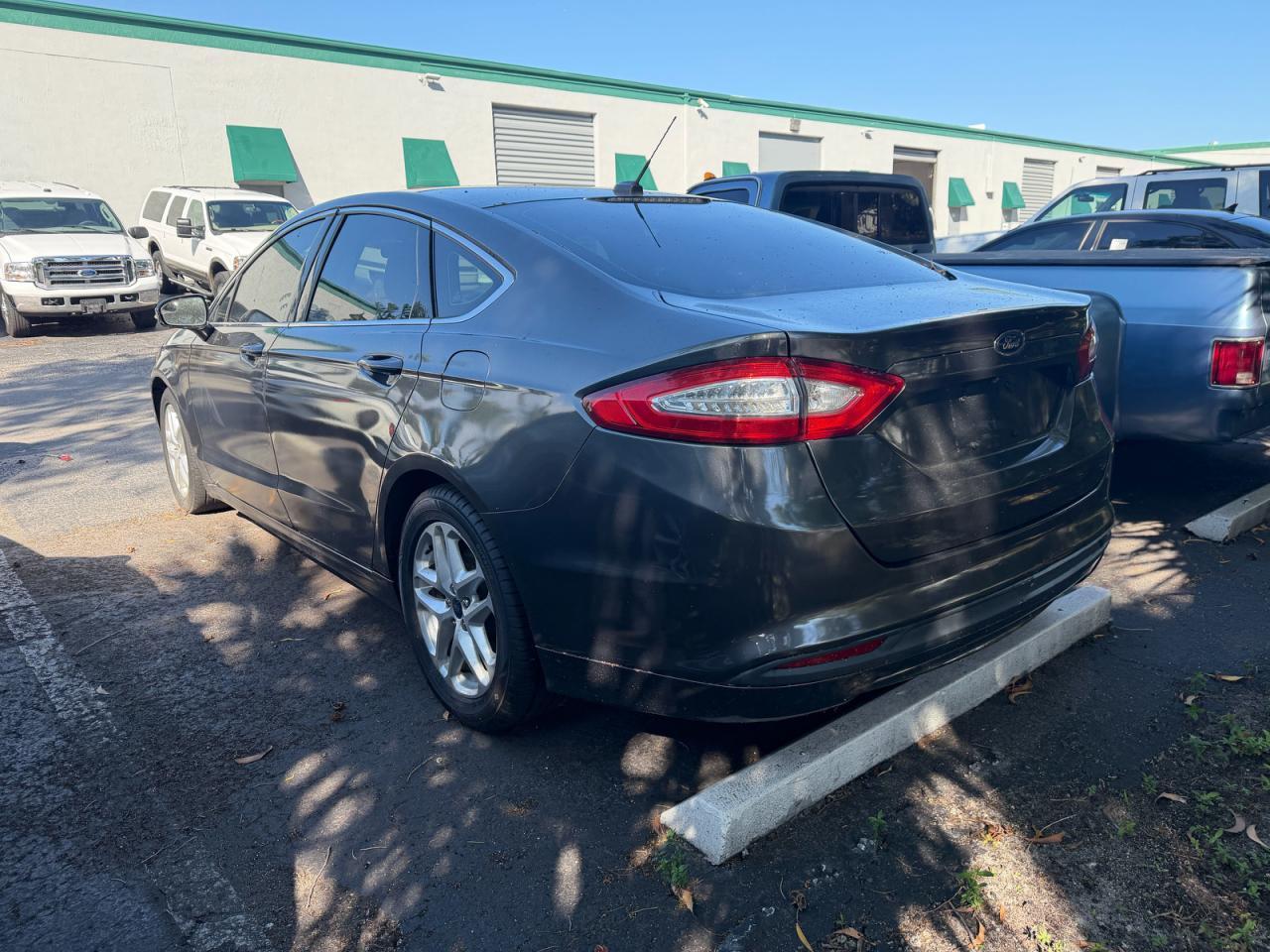 2015 Ford Fusion - zdjęcie 3