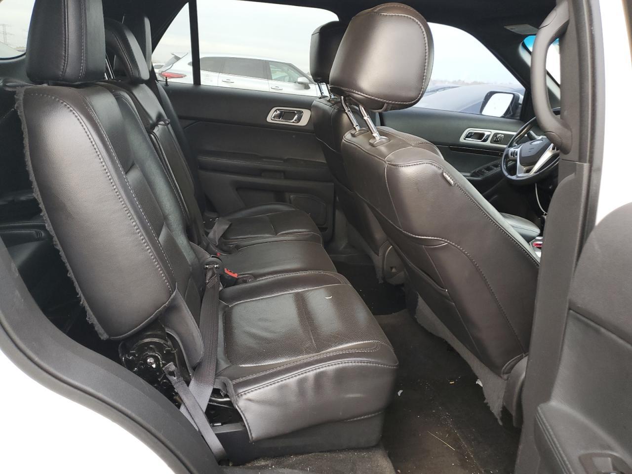 2013 Ford Explorer - zdjęcie 11