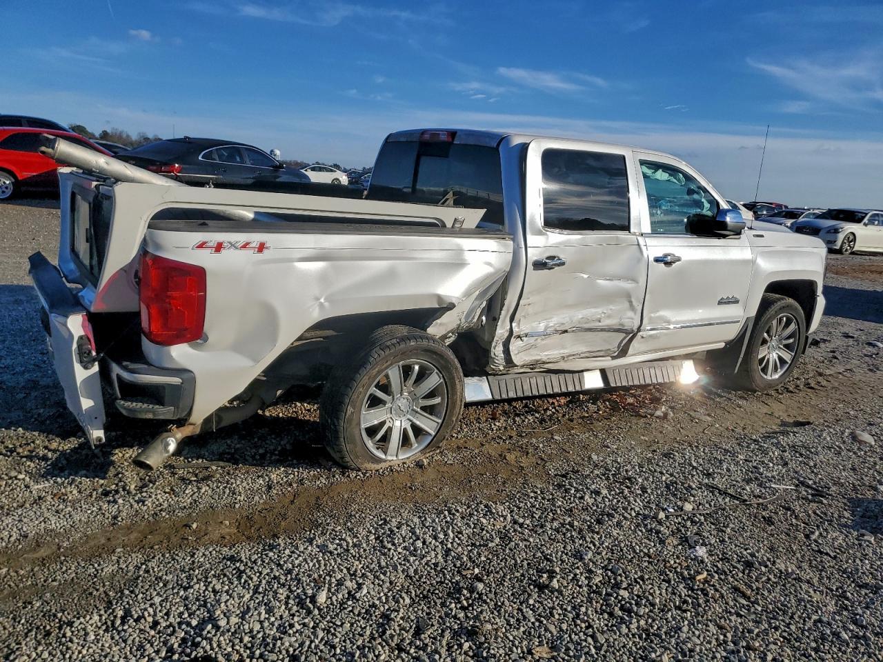 2017 Chevrolet Silverado K1500 High Country - zdjęcie 3