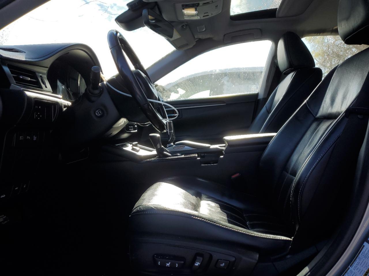 2018 Lexus ES - zdjęcie 7