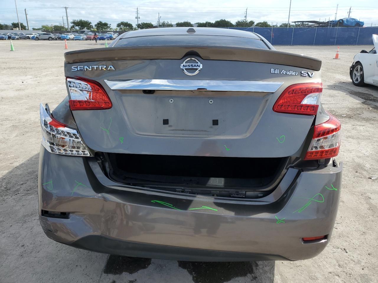 2015 Nissan Sentra - zdjęcie 6