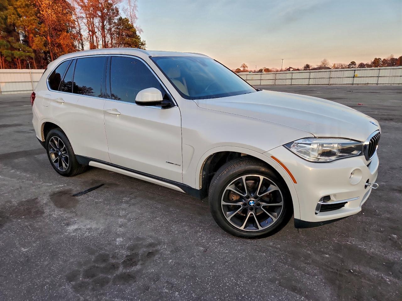 2017 BMW X5 Sdrive35I - zdjęcie 4
