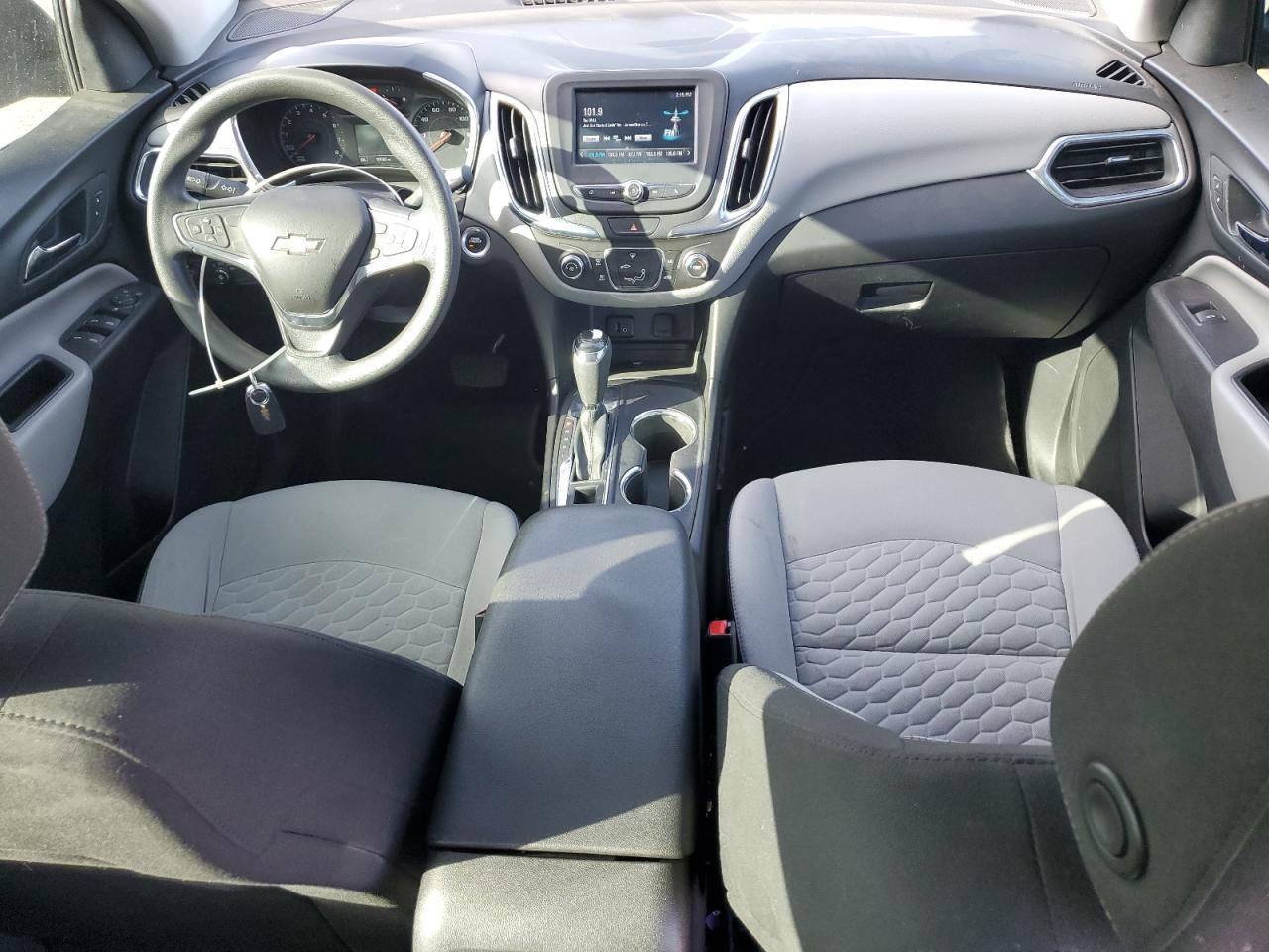 2018 Chevrolet Equinox Ls - zdjęcie 8