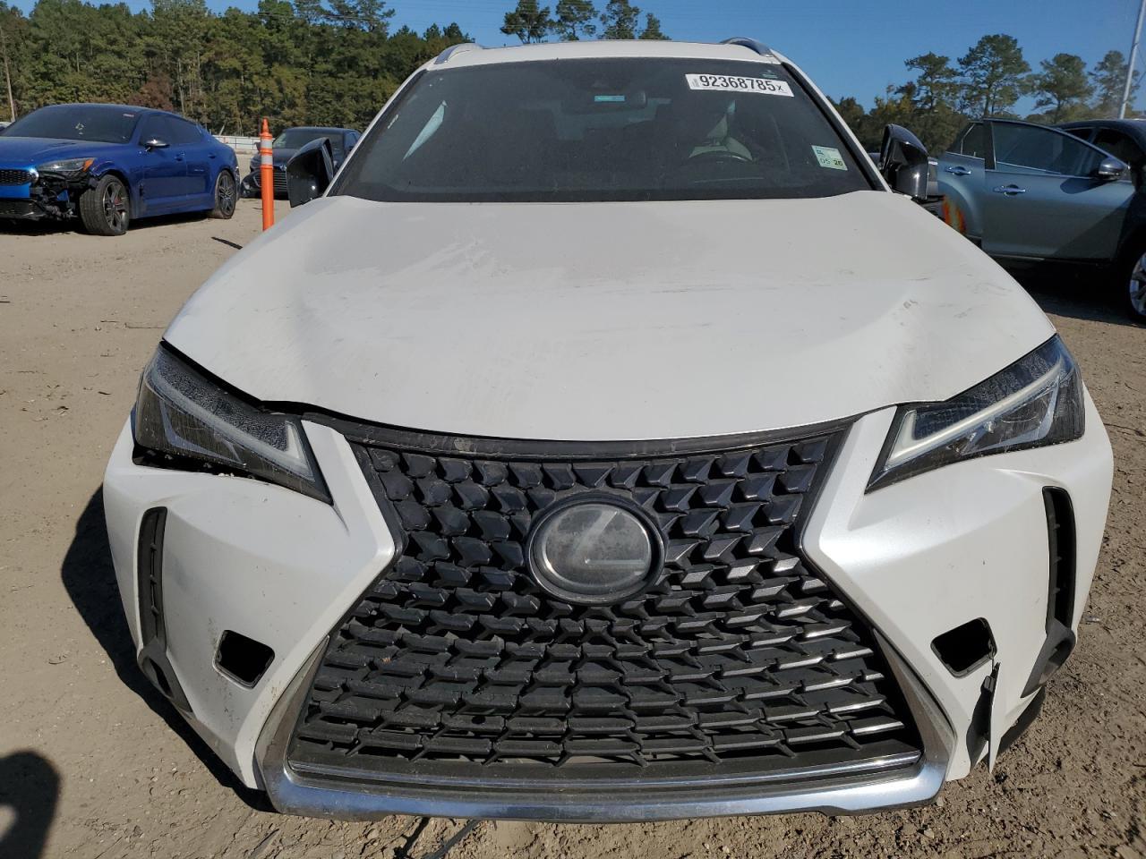 2019 Lexus Ux 200 - zdjęcie 5