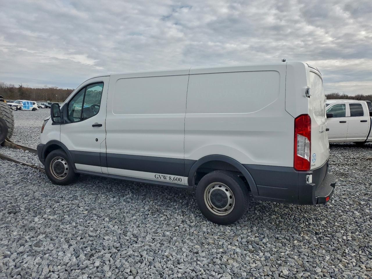 2019 Ford Transit - zdjęcie 2