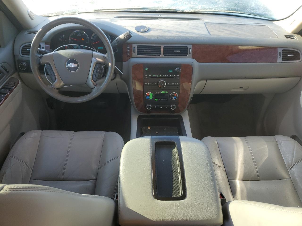 2013 Chevrolet Tahoe C1500 Lt - zdjęcie 8