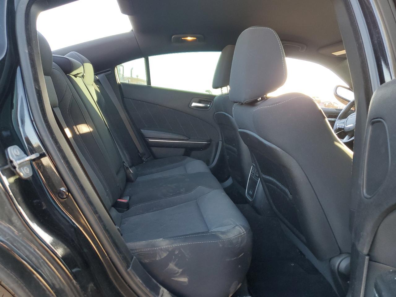 2015 Dodge Charger Sxt - zdjęcie 10