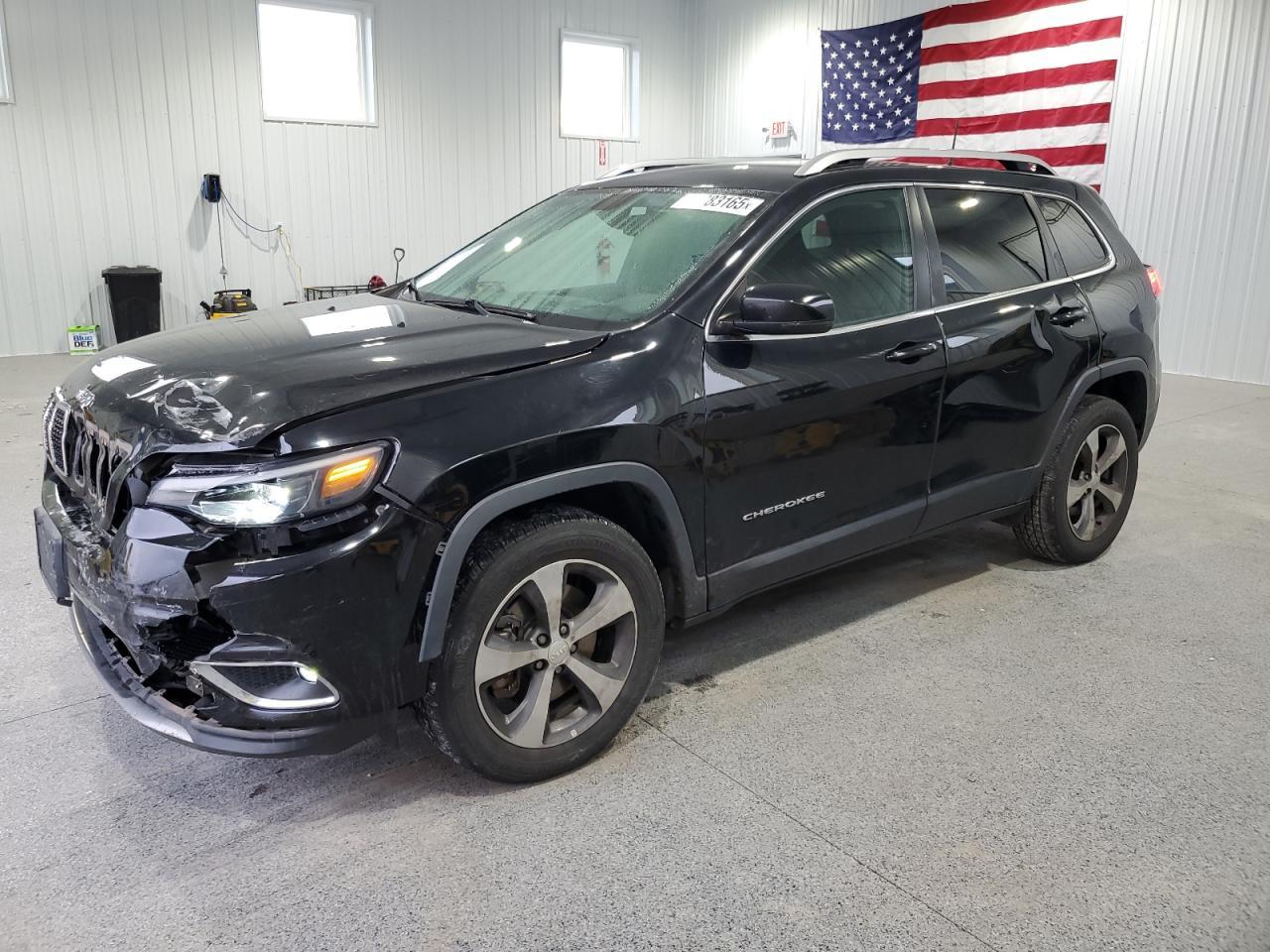 2019 Jeep Cherokee - zdjęcie główne