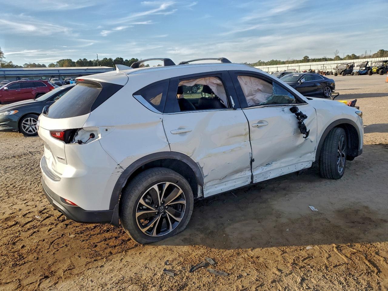 2023 Mazda CX-5 - zdjęcie 3