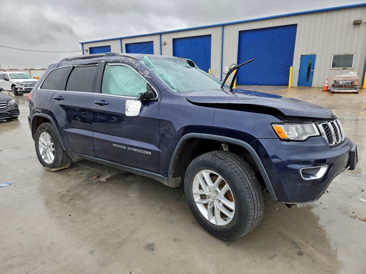 2017 Jeep Grand Cherokee Laredo - zdjęcie 4