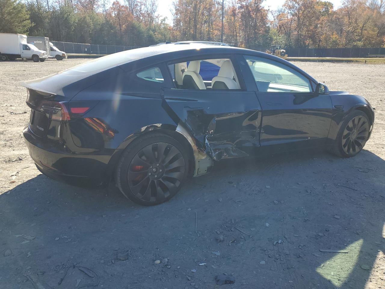 2023 Tesla Model 3 - zdjęcie 3