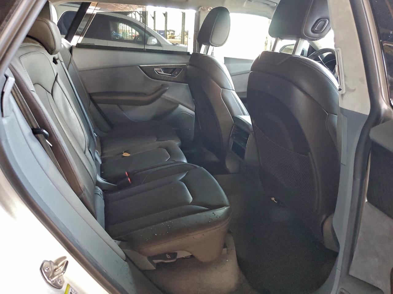 2019 Audi Q8 - zdjęcie 11