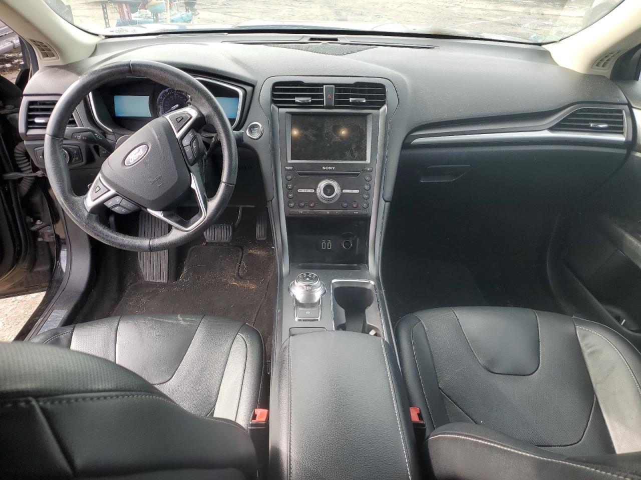 2019 Ford Fusion Titanium - zdjęcie 8