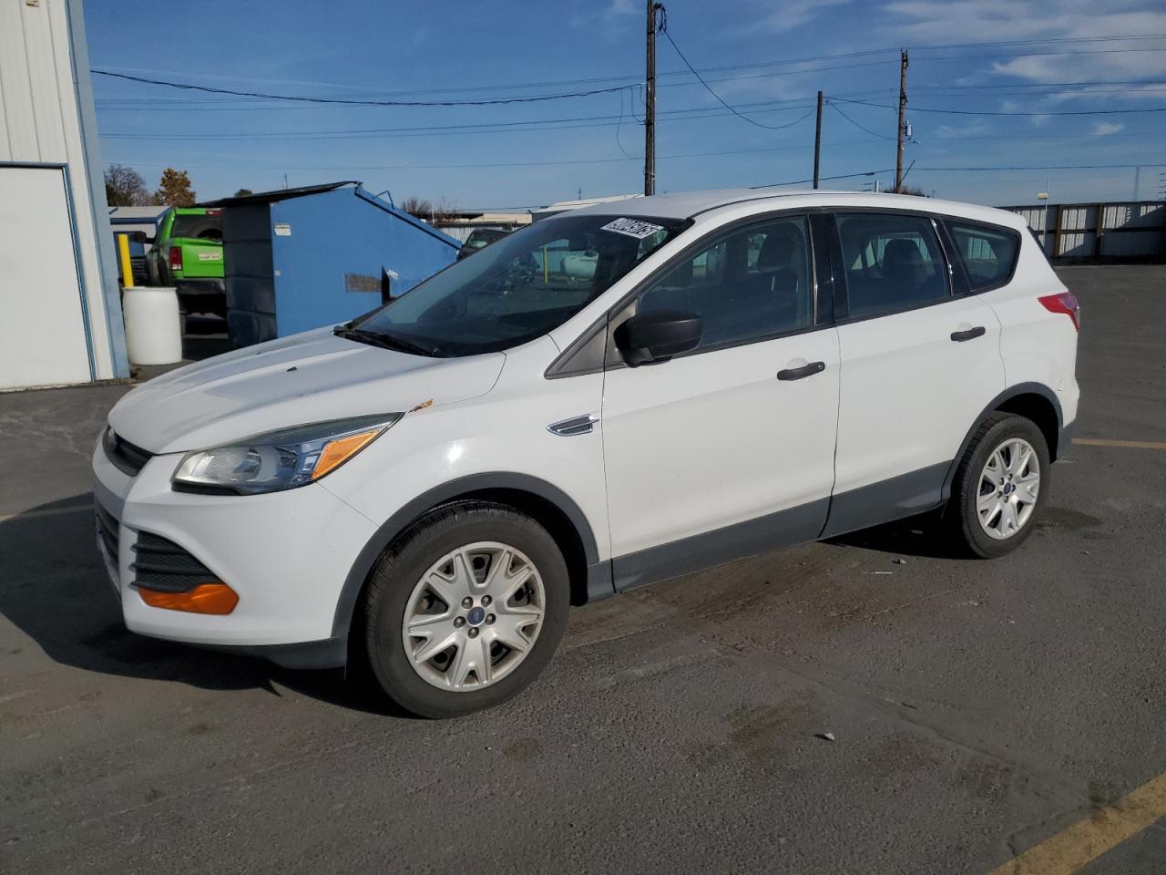 2015 Ford Escape S - zdjęcie główne