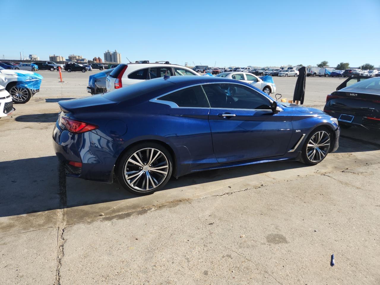 2017 Infiniti Q60 3.0T Premium - zdjęcie 3