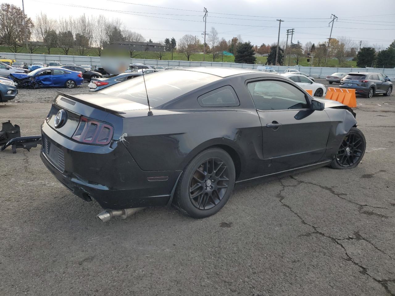 2014 Ford Mustang - zdjęcie 3