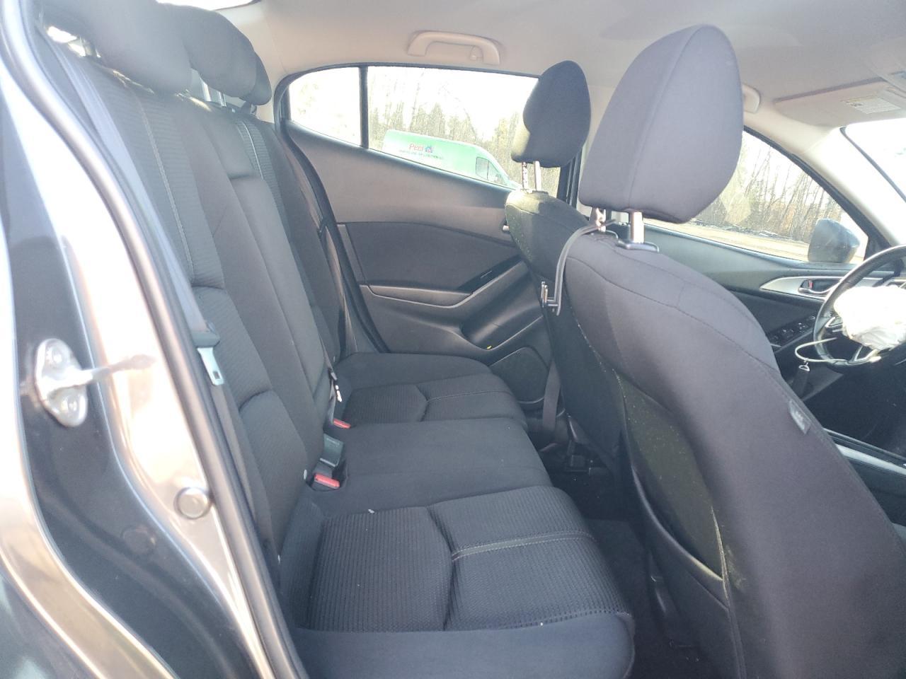 2018 Mazda 3 - zdjęcie 10