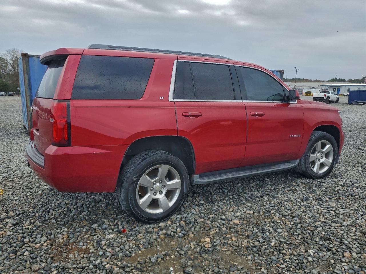 2015 Chevrolet Tahoe - zdjęcie 3