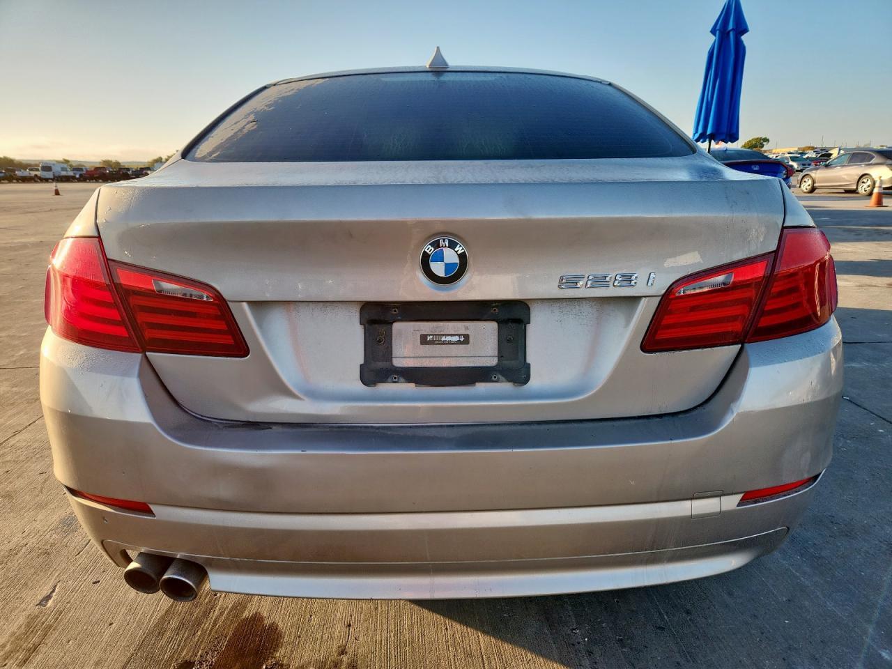2013 BMW 528 I - zdjęcie 6