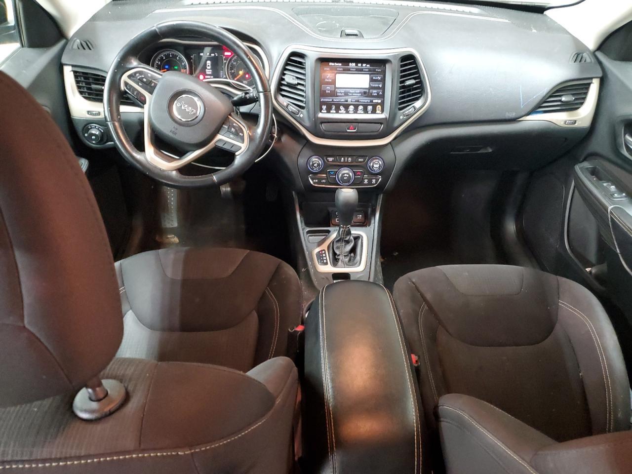 2015 Jeep Cherokee Latitude - zdjęcie 8