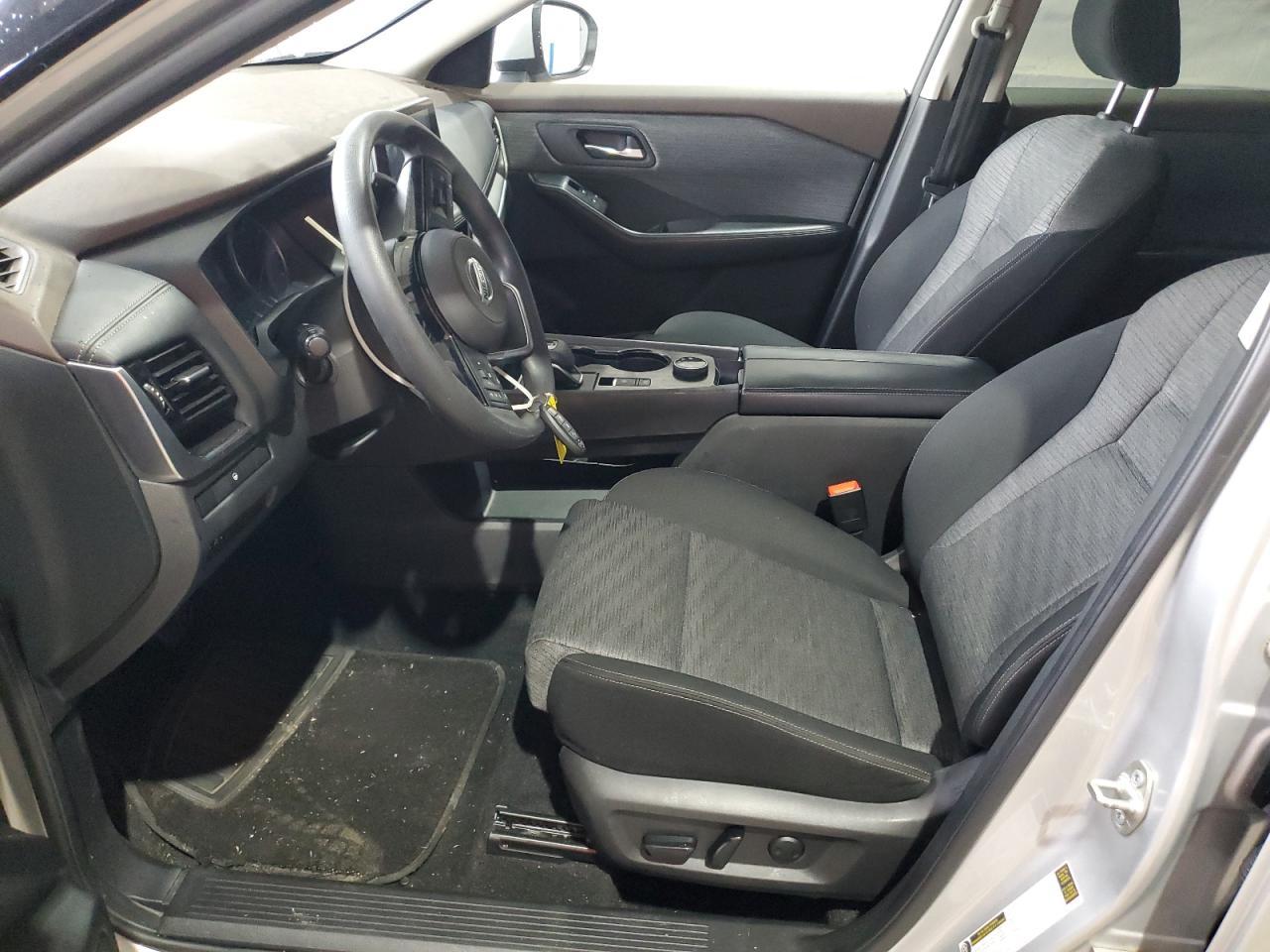 2021 Nissan Rogue Sv - zdjęcie 7