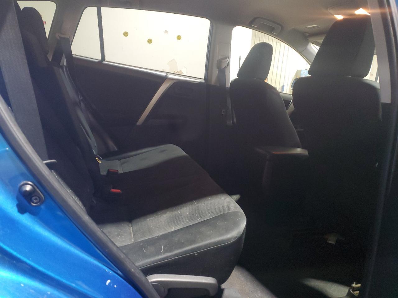 2016 Toyota RAV 4 - zdjęcie 11