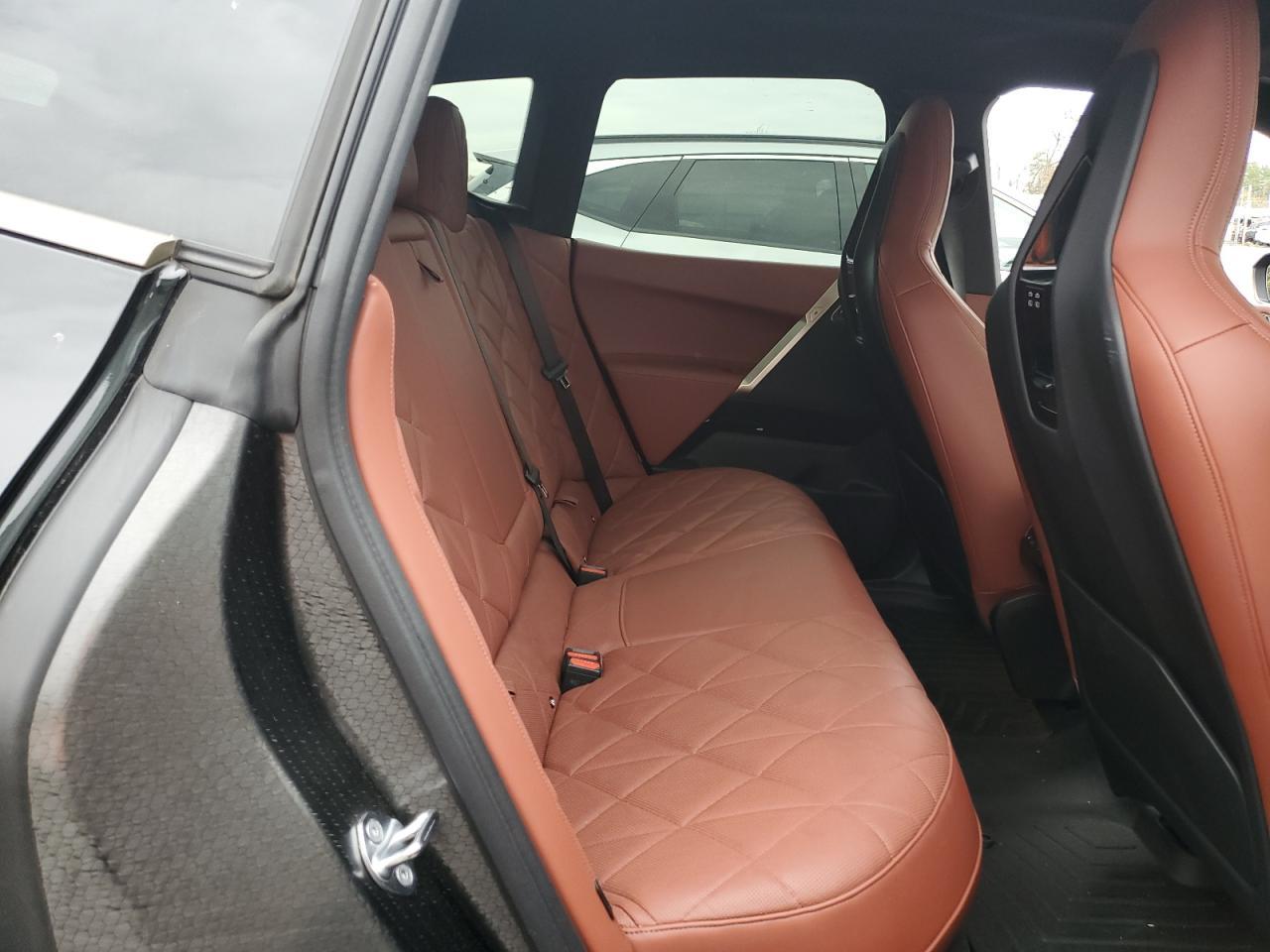 2023 BMW Ix M60 - zdjęcie 10