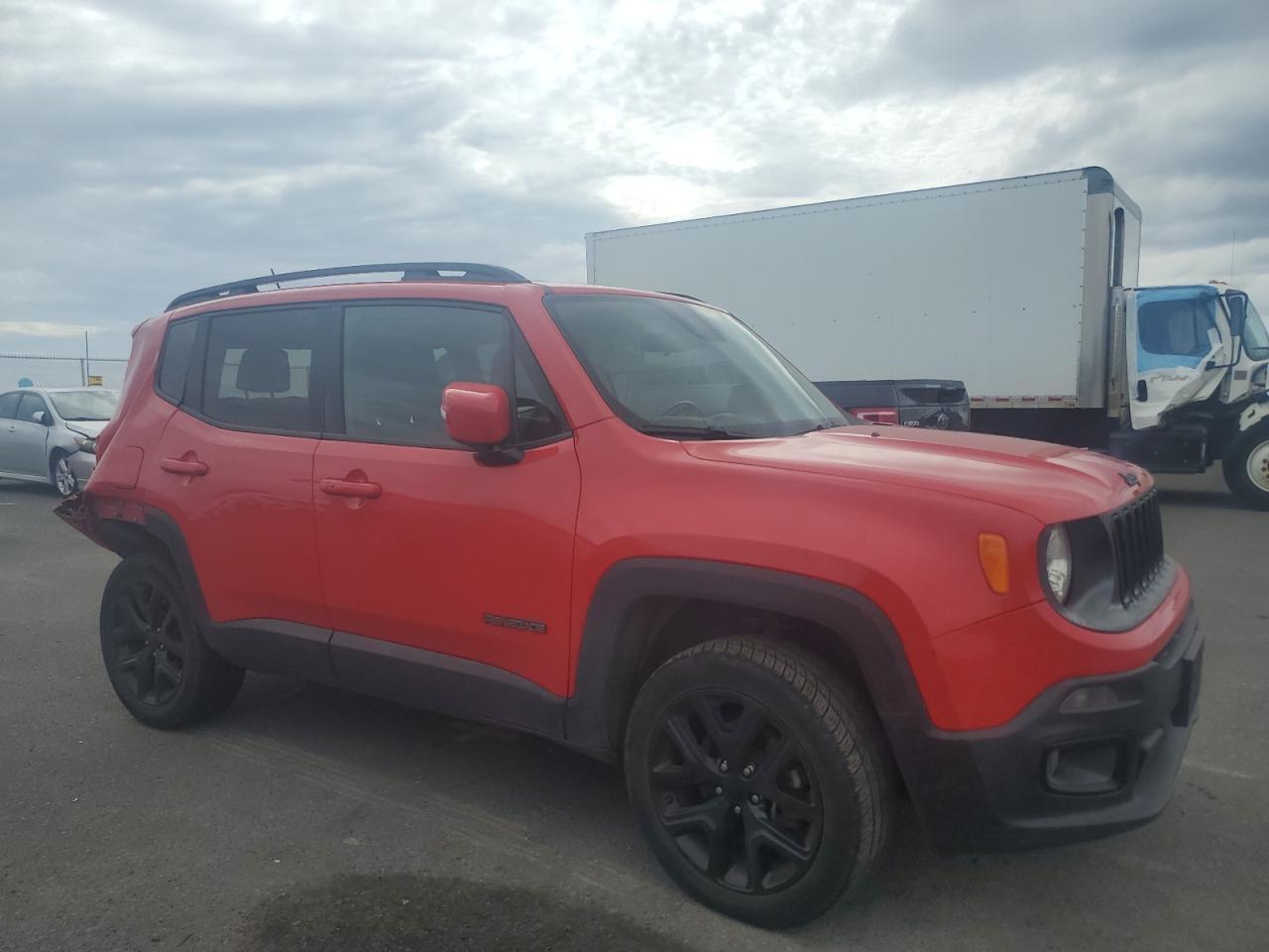2017 Jeep Renegade Latitude - zdjęcie 4