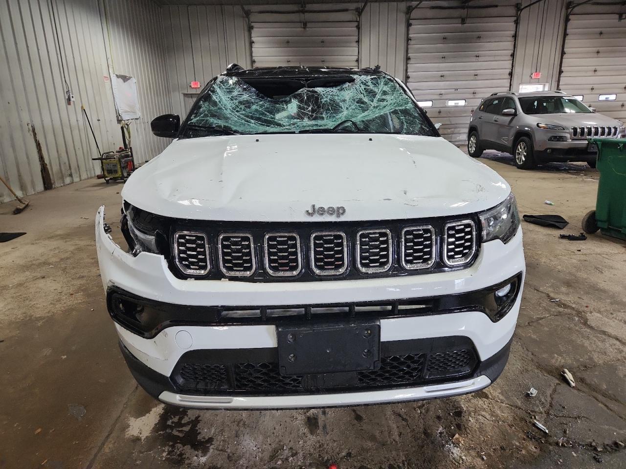2025 Jeep Compass - zdjęcie 5
