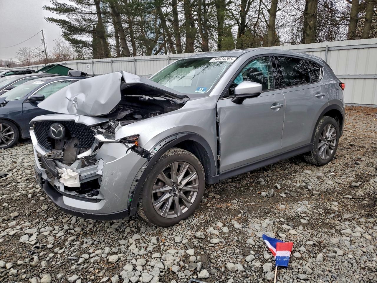 2020 Mazda CX-5 - zdjęcie główne