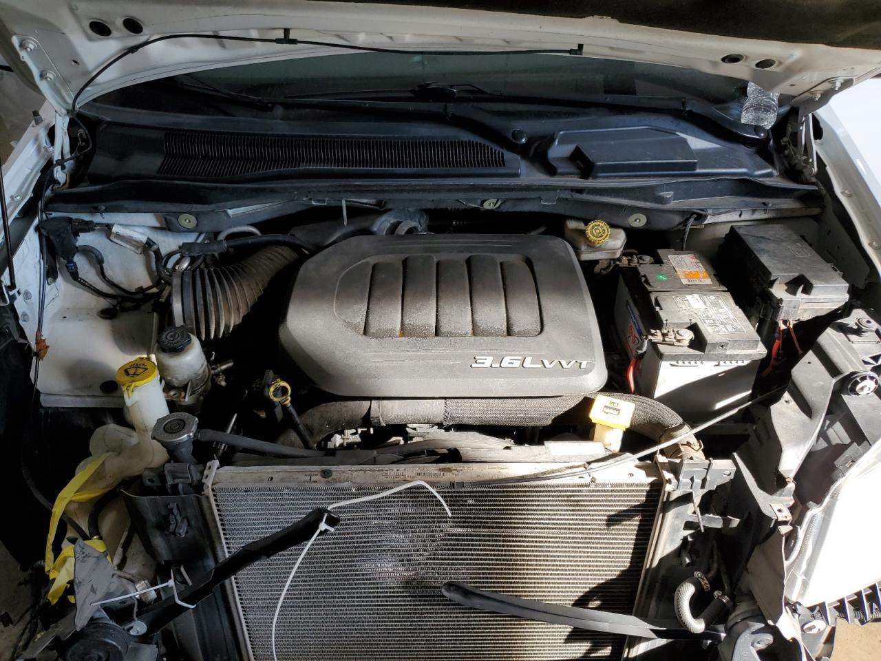 2014 Dodge Grand Caravan Sxt - zdjęcie 12