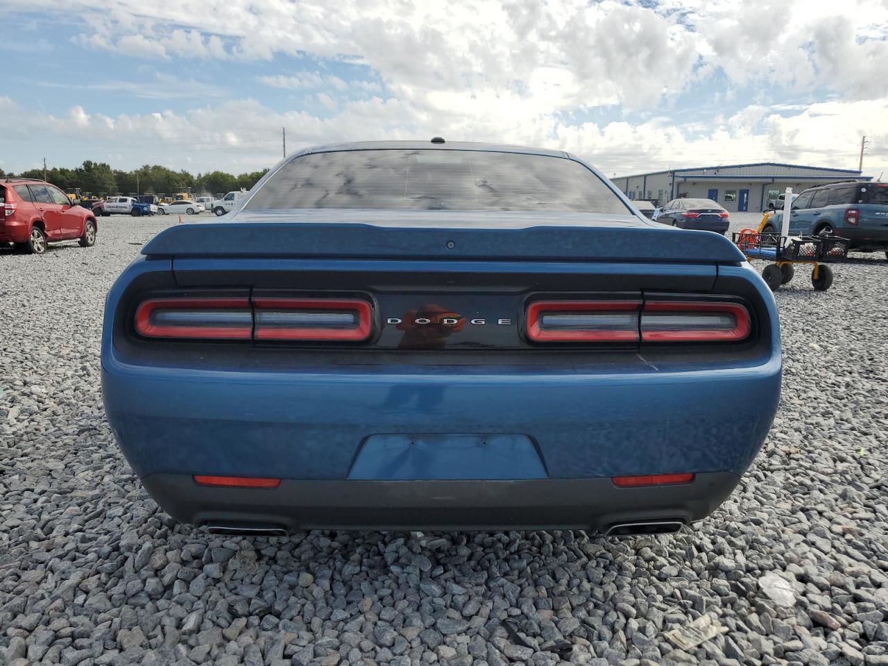 2020 Dodge Challenger R/T - zdjęcie 6