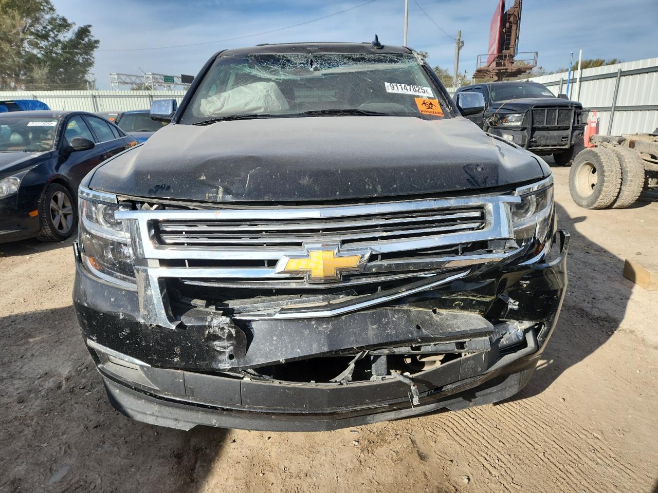 2018 Chevrolet Suburban C1500 Premier - zdjęcie 5