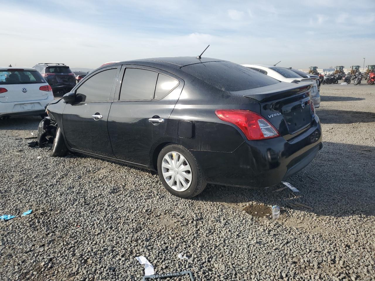2015 Nissan Versa 1.6 Sv - zdjęcie 2