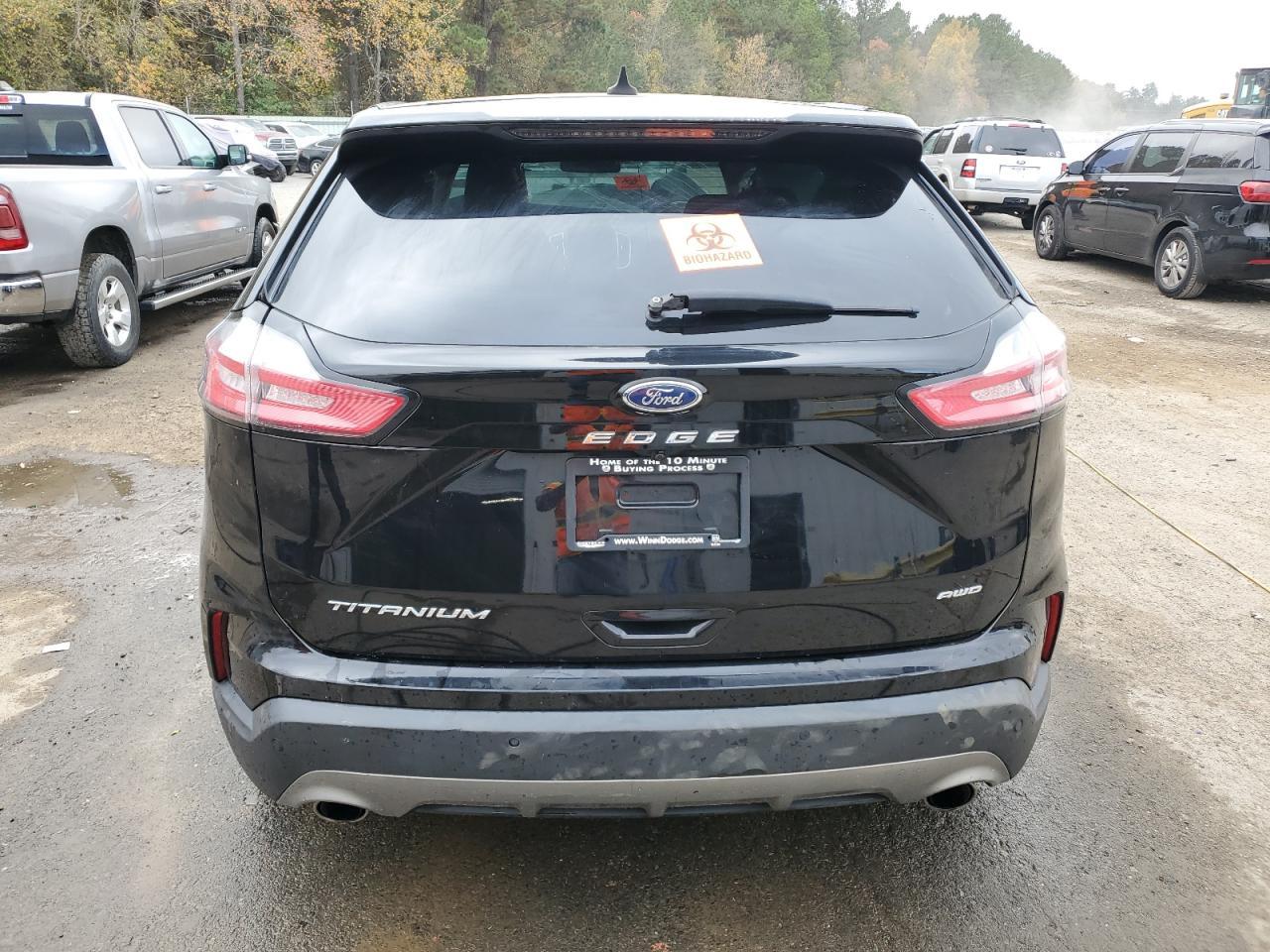 2022 Ford Edge Titanium - zdjęcie 6