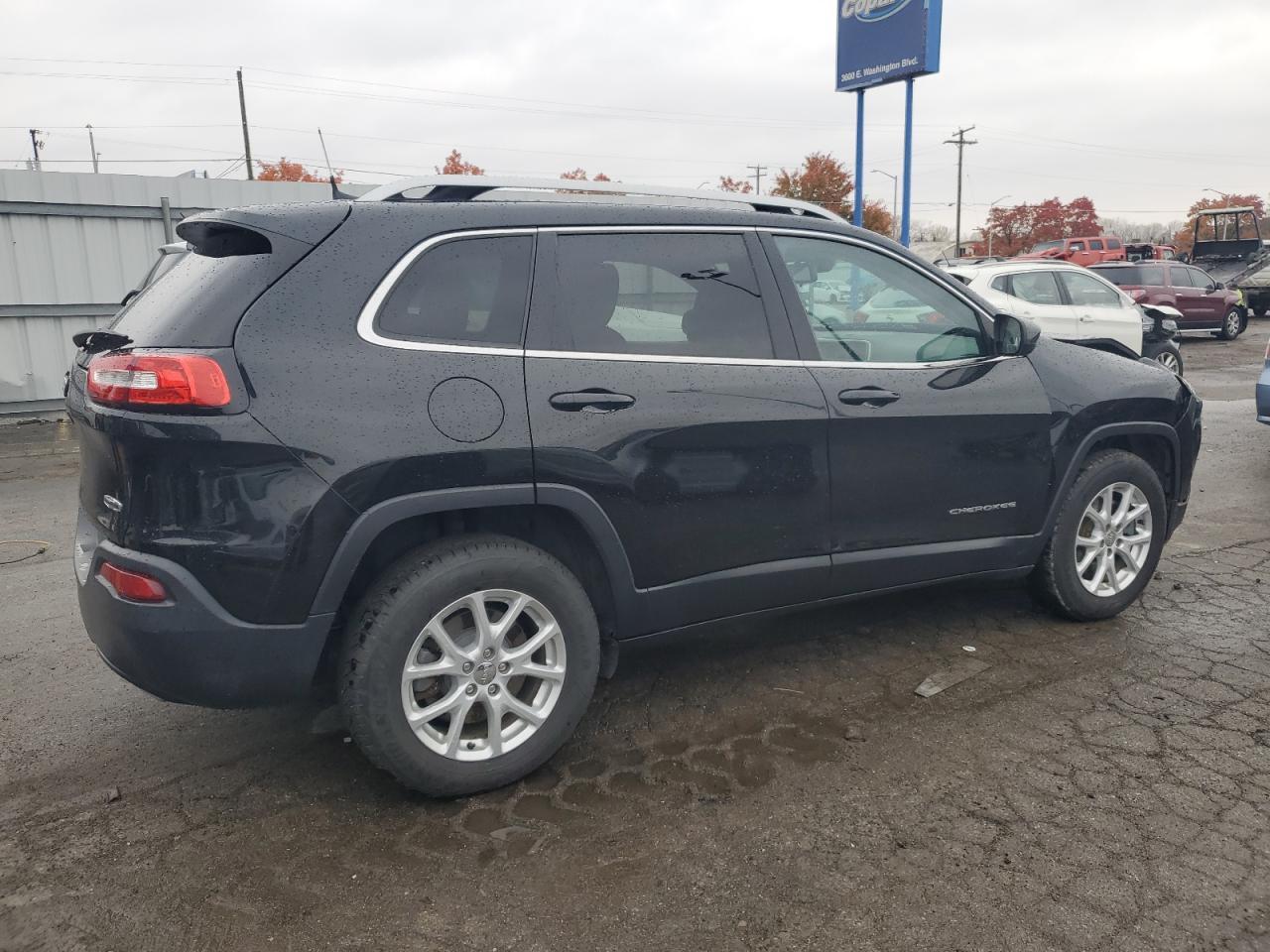 2016 Jeep Cherokee Latitude - zdjęcie 3