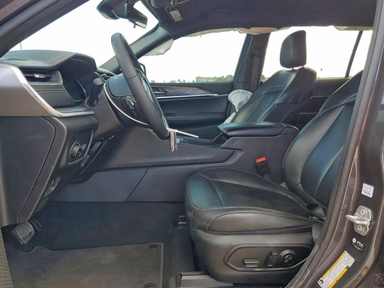 2025 Jeep Grand Cherokee L Limited - zdjęcie 7