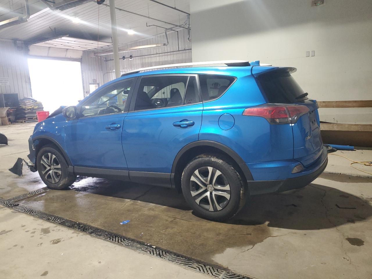 2016 Toyota RAV 4 - zdjęcie 2