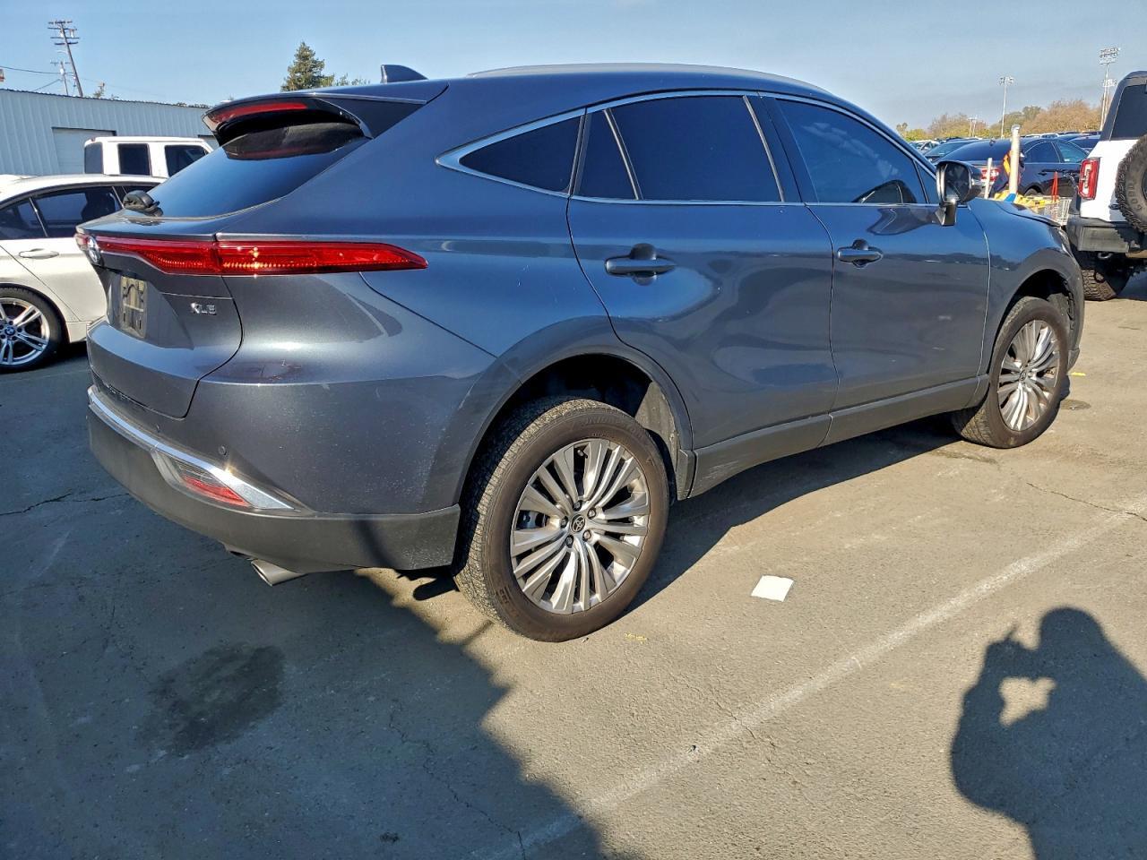 2024 Toyota Venza Le - zdjęcie 3