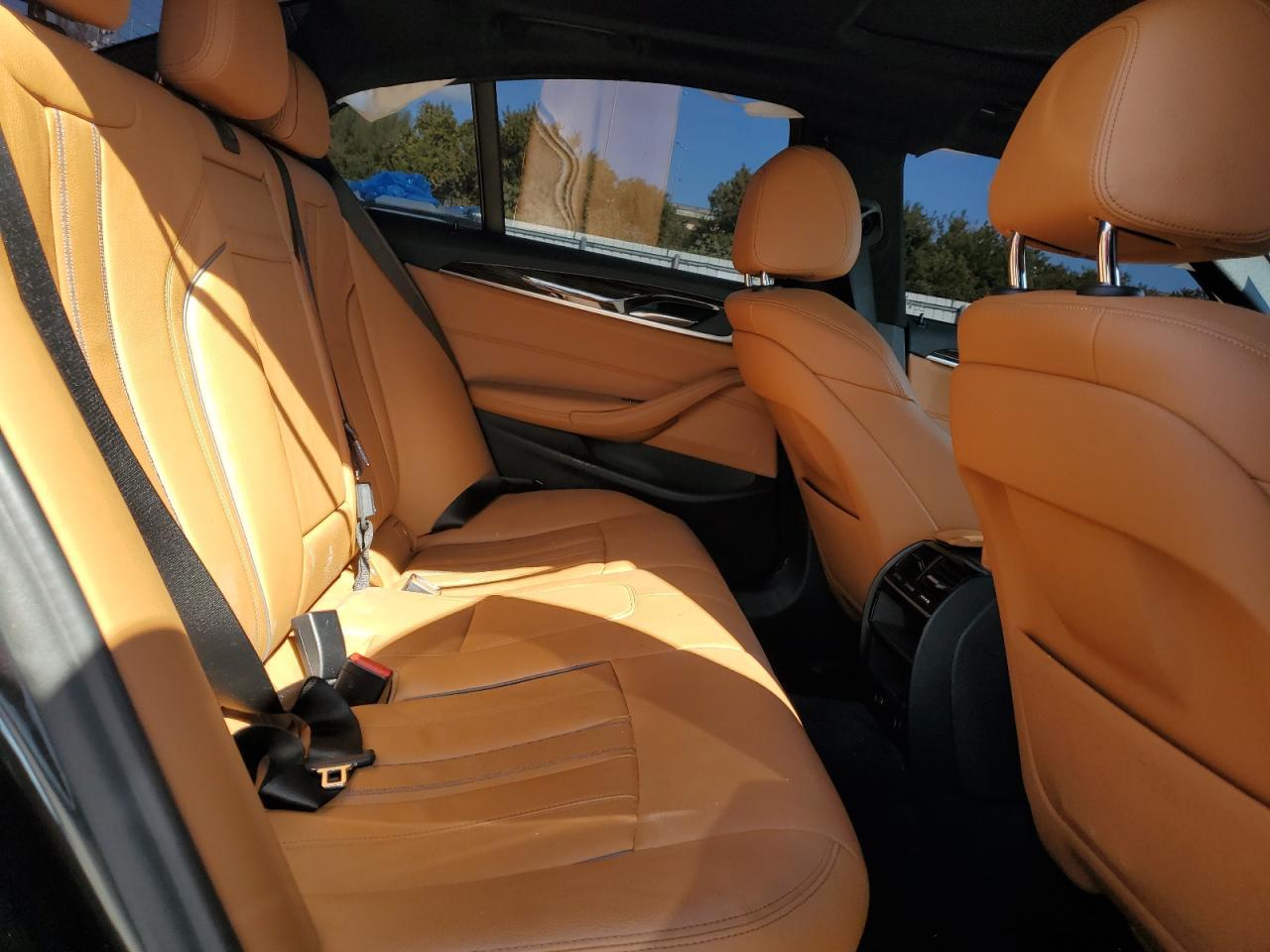 2019 BMW 530 Xi - zdjęcie 10
