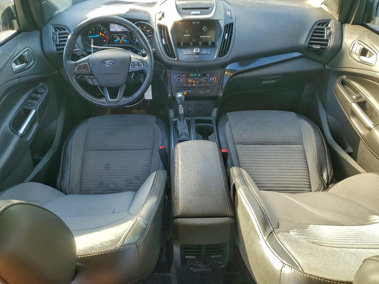 2017 Ford Escape - zdjęcie 8