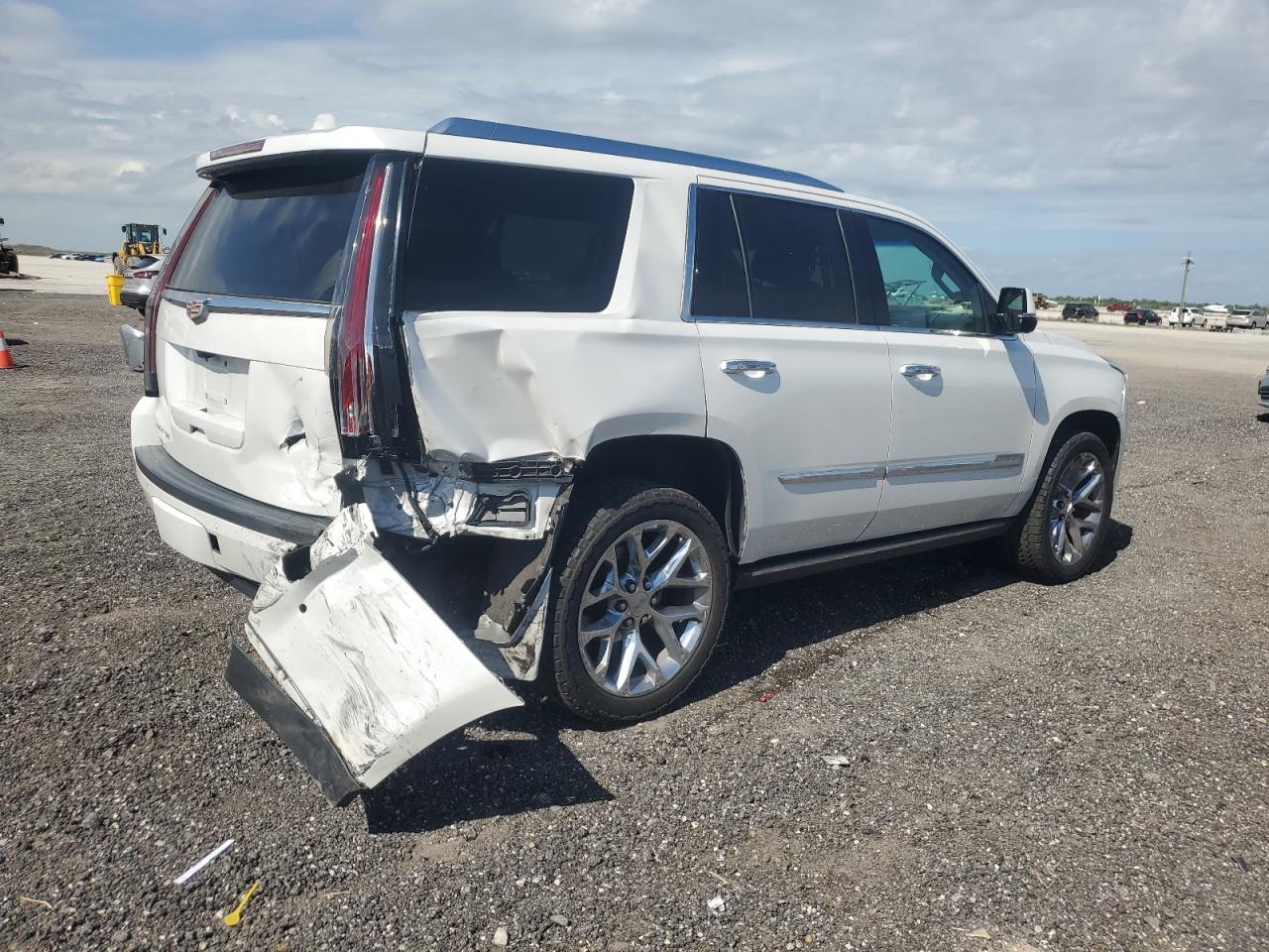 2017 Cadillac Escalade Premium Luxury - zdjęcie 3
