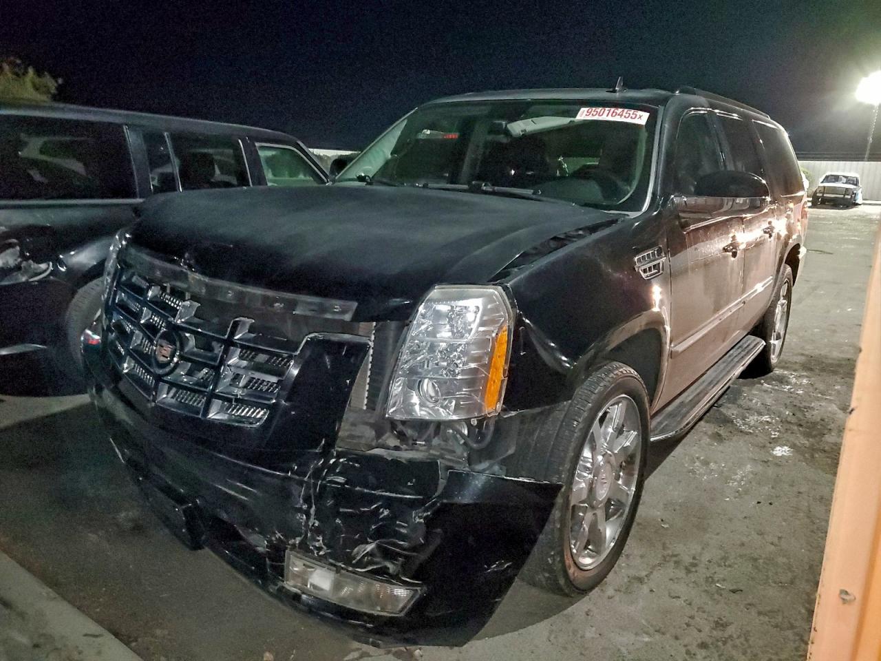 2014 Cadillac Escalade - zdjęcie główne