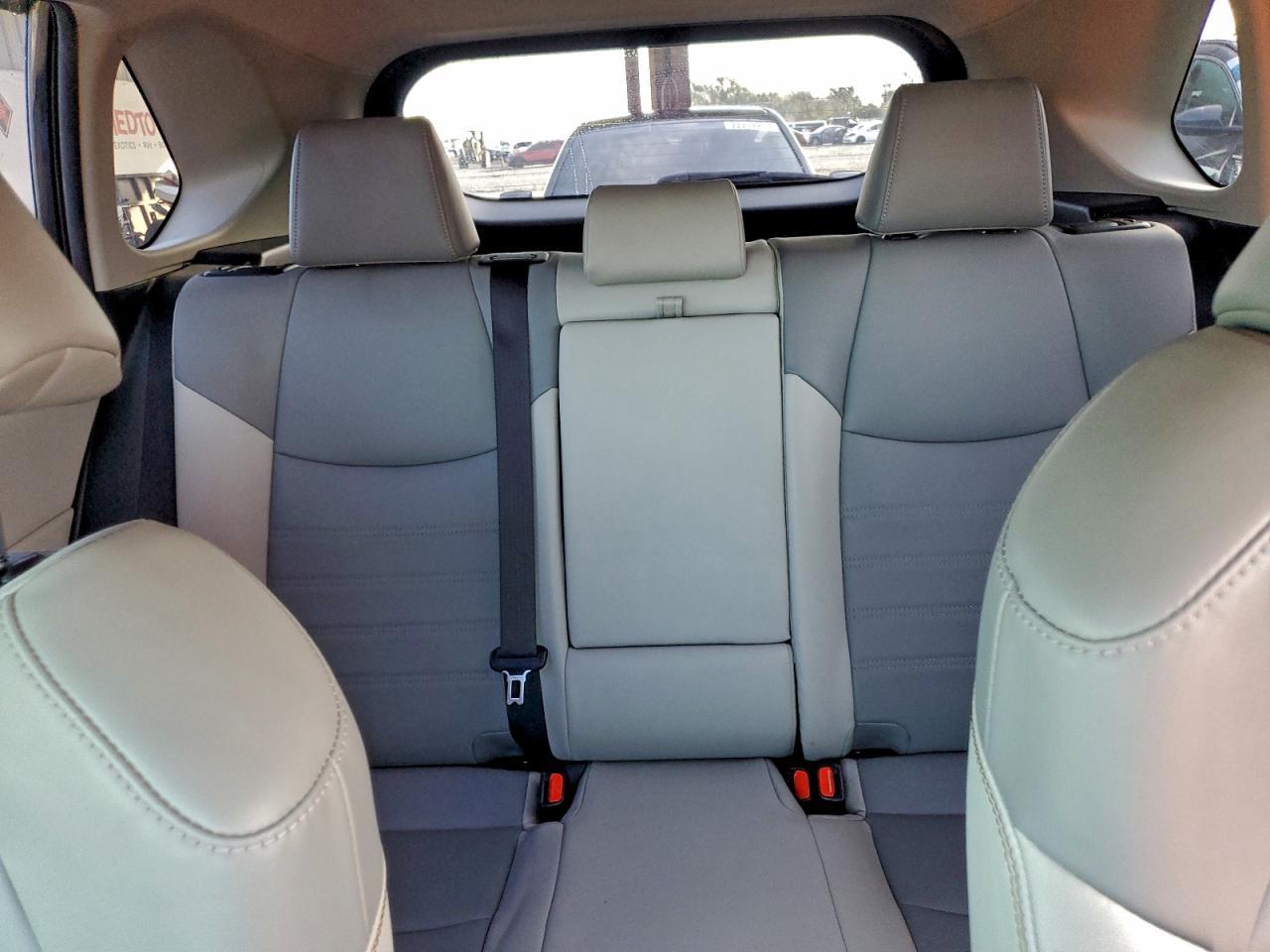 2019 Toyota Rav4 Xle Premium - zdjęcie 10