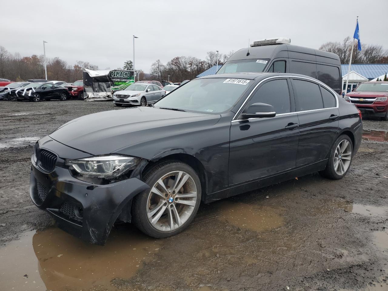 2018 BMW 330 Xi - zdjęcie główne
