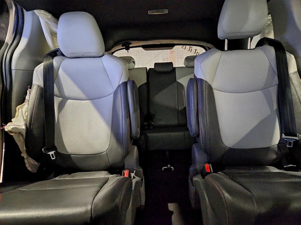 2021 Toyota Sienna - zdjęcie 10