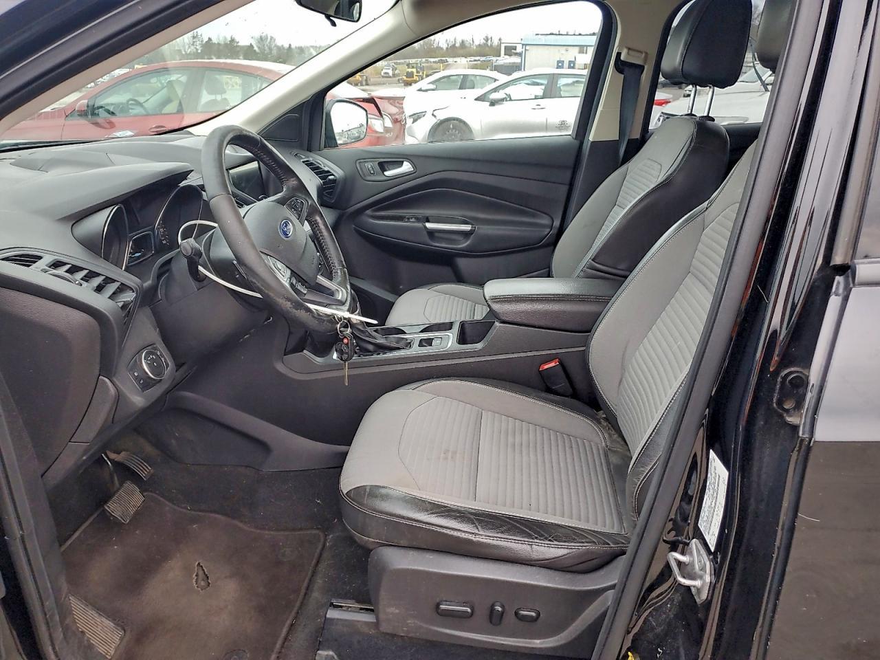 2017 Ford Escape - zdjęcie 7